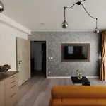 Bauhaus Wellness شقة *