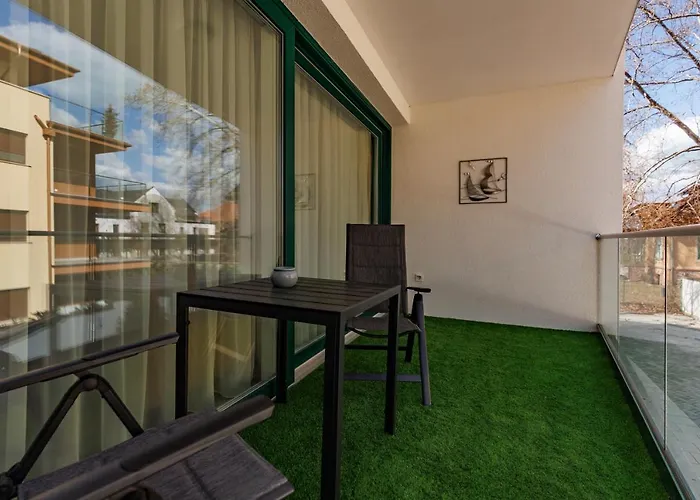 Bauhaus Wellness Apartment Siofok