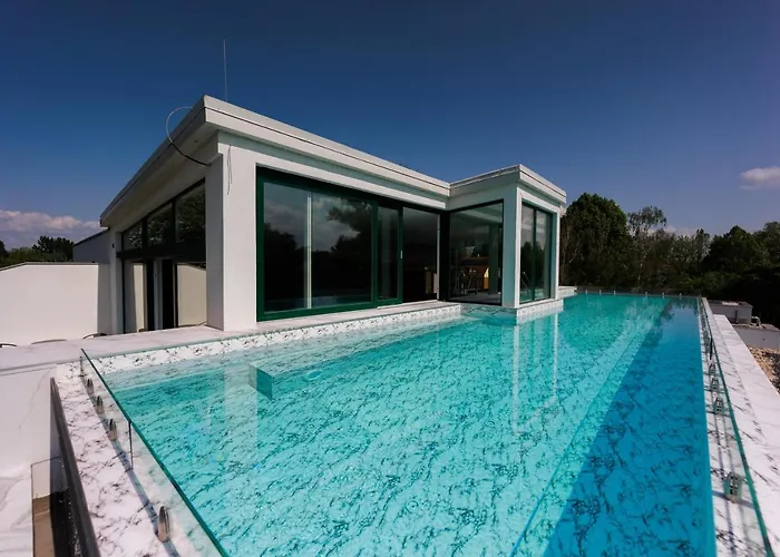 Bauhaus Wellness * Siofok