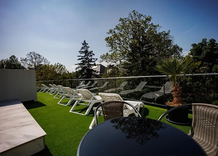 Bauhaus Wellness Appartamento Siófok