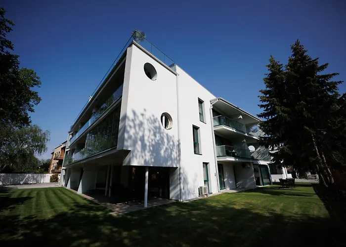 Bauhaus Wellness * Siofok